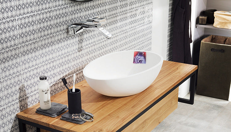 Magnetic Floating Soap Holder – Self-Draining Soap Dish for Shower & Sink